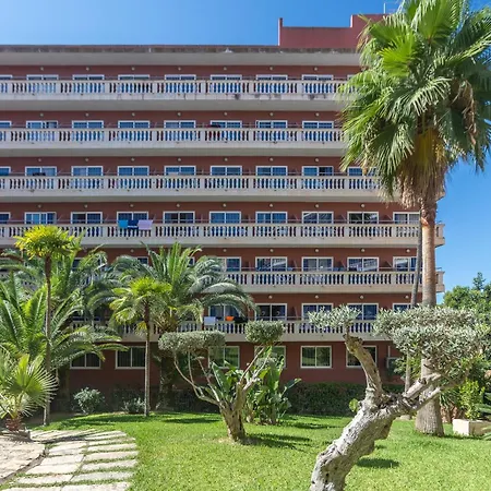 Ona Luna Park - Adults Friendly 16 Years Plus-3
