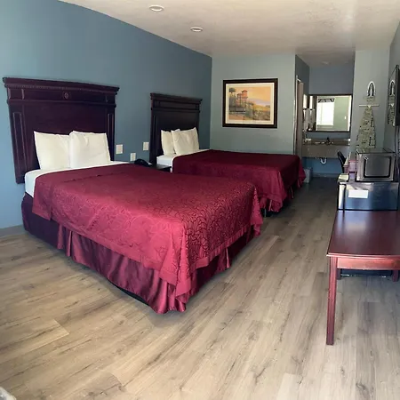 Ozark Inn-3