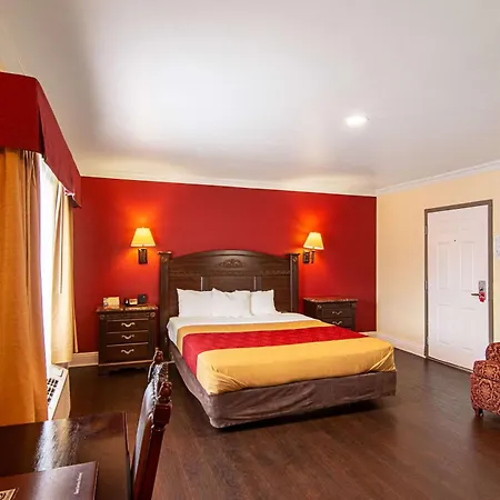 Econo Lodge Long Beach I-405-3