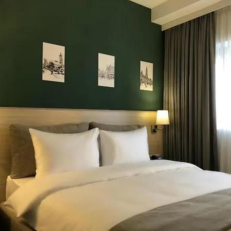 In City Hotel-3