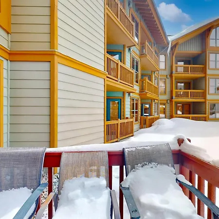 Village Hideaway-2