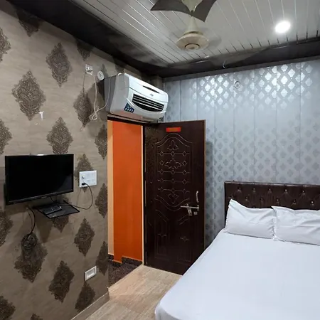 Anand Guest House Assi-2