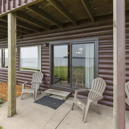 The Lodges At Breezy Point-3