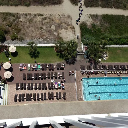 Direct Oceanfront Condos With Best Water Facilities In Paradise Resort-2