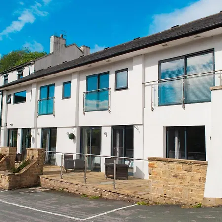 Casa Brighouse-3