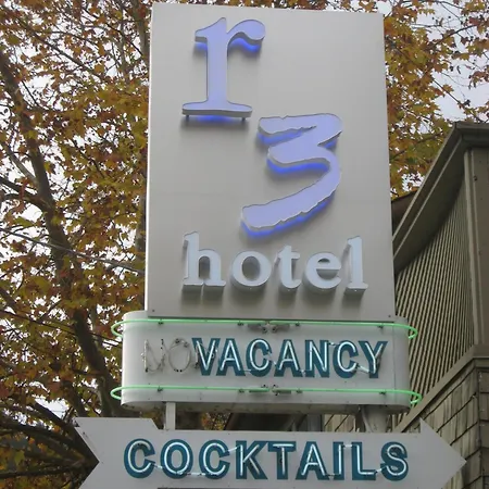 R3 Hotel Lgbtqia All Welcome Adults Only-3