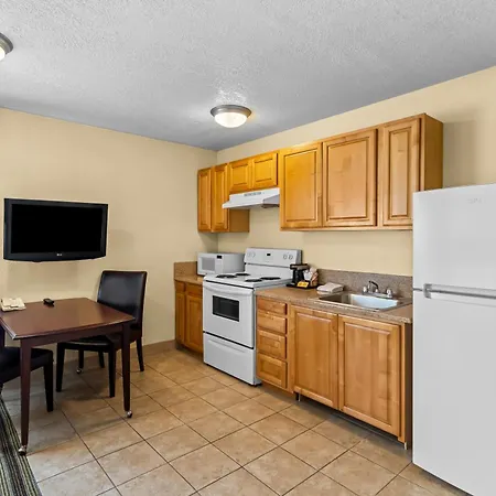 Quality Inn & Suites Vancouver - Hazel Dell-2