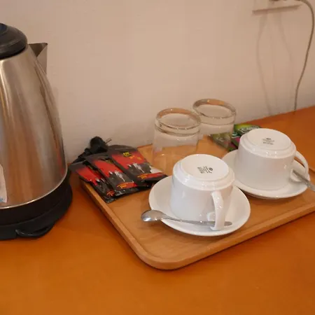 Golden Sunshine Villa Hotel And Travel-3