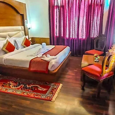 The Red Apple Manali-3