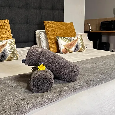 The Palms Venue & Accommodation-2