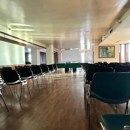 Hotel Bellevue By Oasigroup Hotels-3