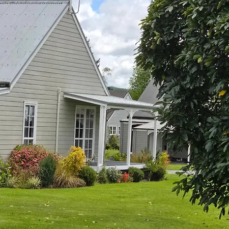 Huka Falls Resort-2