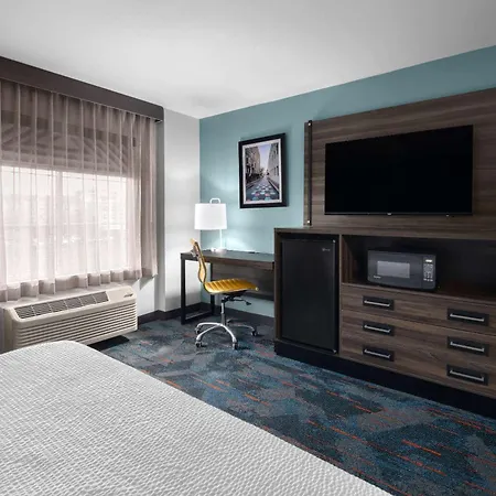 La Quinta By Wyndham Greensboro Highpoint-3