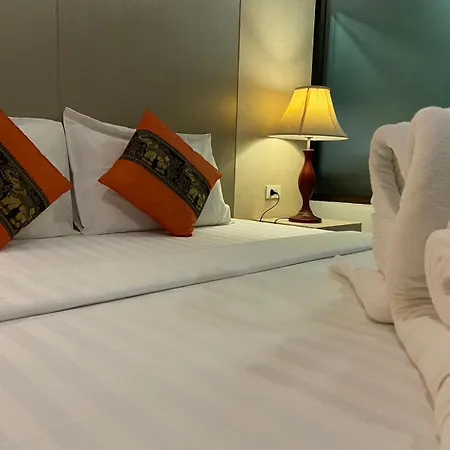 A Plus Deluxe Hotel-2