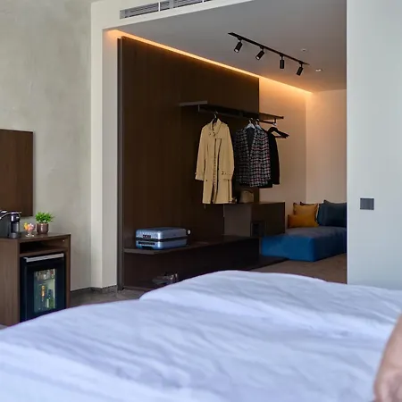 Adella Boutique Hotel - Free Secured Parking-2