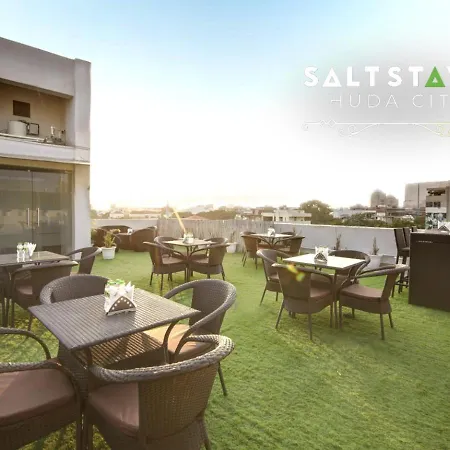 Saltstayz Select - Near Millennium City Centre-2