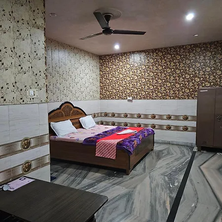 Hotel Chitrarth & Party Lawn-3