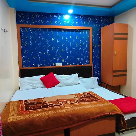 Hotel H M International-2