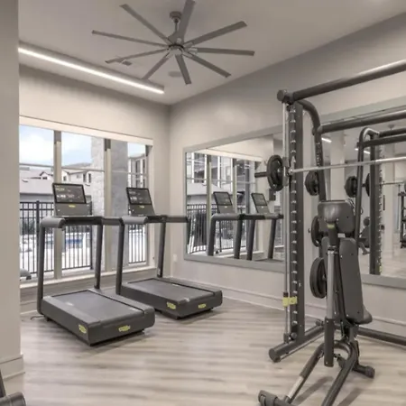 Historic Downtown Mckinney Modern Apartments By Barsala-3