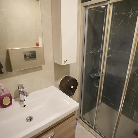 Amazon Suit Otel-3