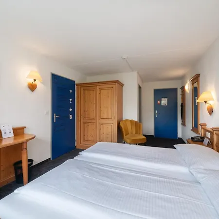 Jungfrau Lodge, Annex Crystal-3
