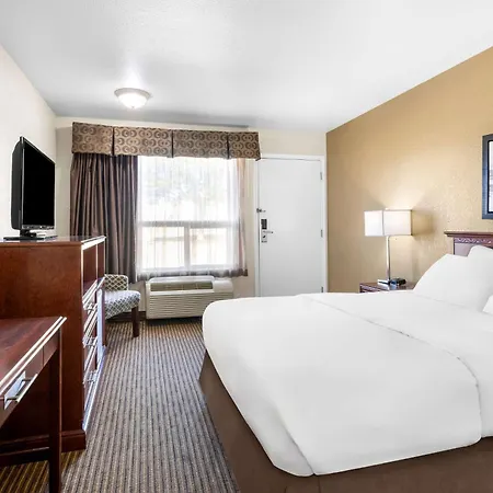 Surestay Plus Hotel By Best Western Drumheller-2