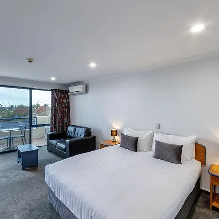 Bay Viaduct Motor Lodge-3