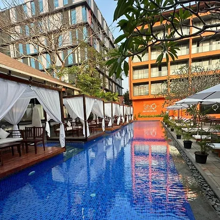Sinq Party Hotel - No Male Stags Allowed-2