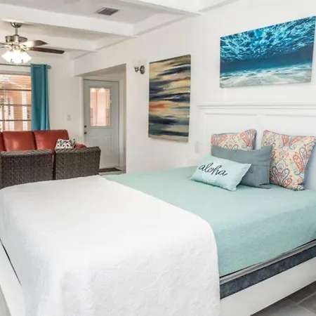 Aloha Apartments On The Intracoastal-Walk To The Beach-2