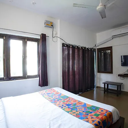 Fabhotel Comfort Stays - Nr Miramar Beach-3