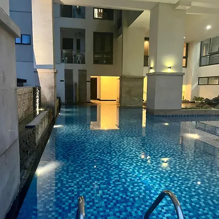 Greenbelt Hamilton Tower 1 - By Es Elite Suites-2