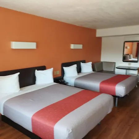 Motel 6-3