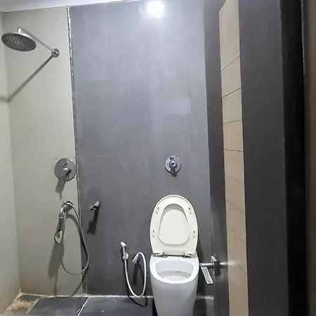 Hotel Satnam International-3