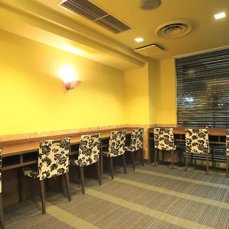 Apa Hotel Hiroshima-Ekimae-3