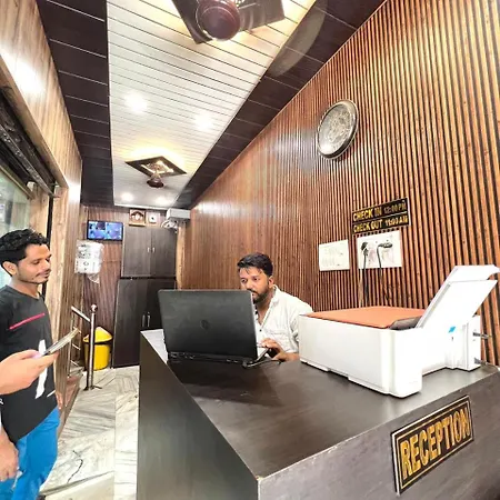 Durga P Guest House Near Harishchandra Ghat-2