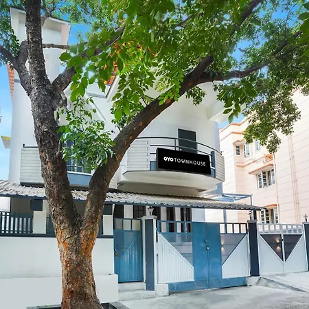 Super Collection O Indiranagar-3