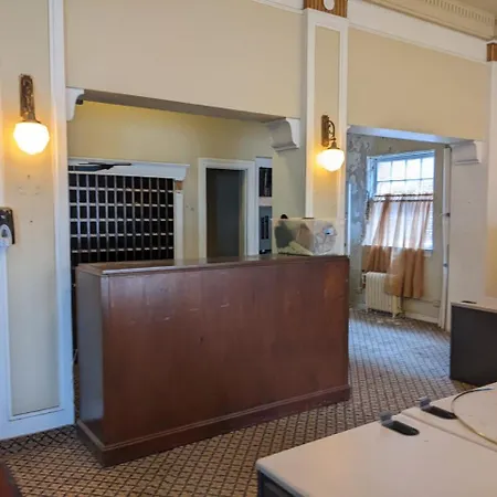 Katie Inn-2
