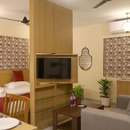 Lumis Studio Apartment-2