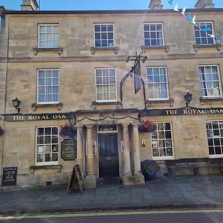 The Royal Oak-3