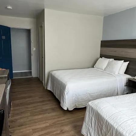 Ritz Motel-2