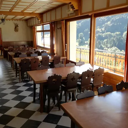Chalet Les Cimes-3