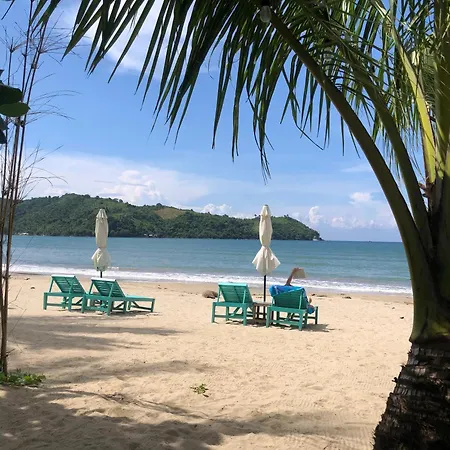 Zhaya'S Beach & Cottages-2