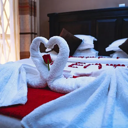 Golden Quest Hotel-3