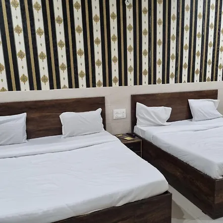 Vrindavan Bhakti Bhavan- Near Prem Mandir By Mukund-3