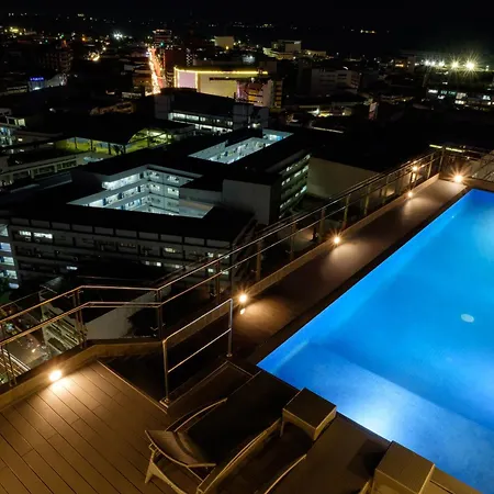 One Central Hotel & Suites-3