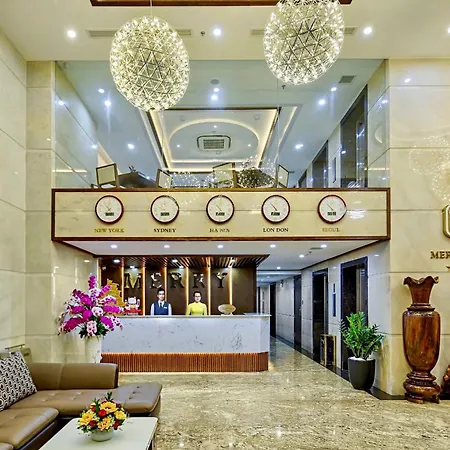 Merry Hotel-2