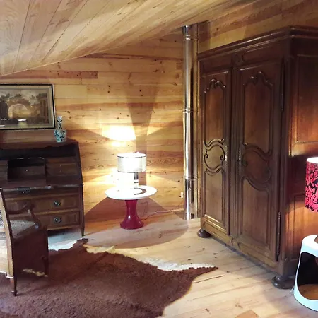 Maison D'Hotes Des Perrieres-3
