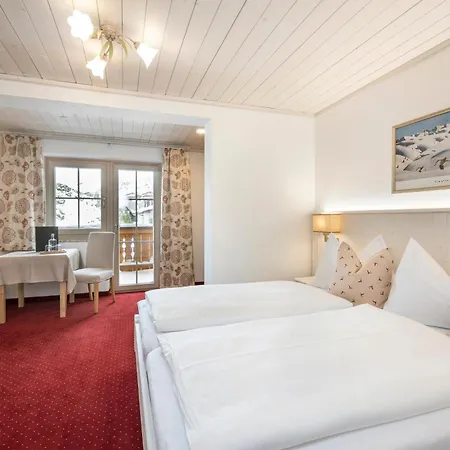 Hotel Tauernblick-2