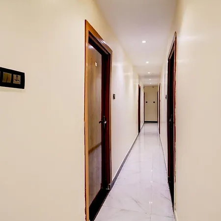 Hotel Airport Crown Andheri East, Mumbai-3