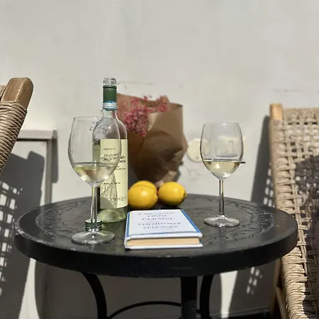 Allegro Neve Tzedek Boutique Suites With Nearby Shelter - By Homy-2